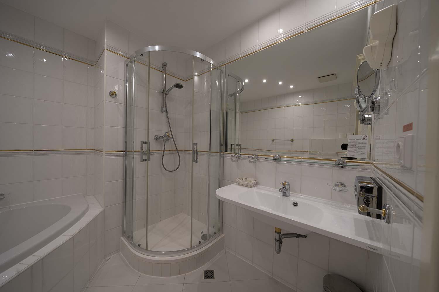 Hotel Embassy Karlsbad Eksteriør billede