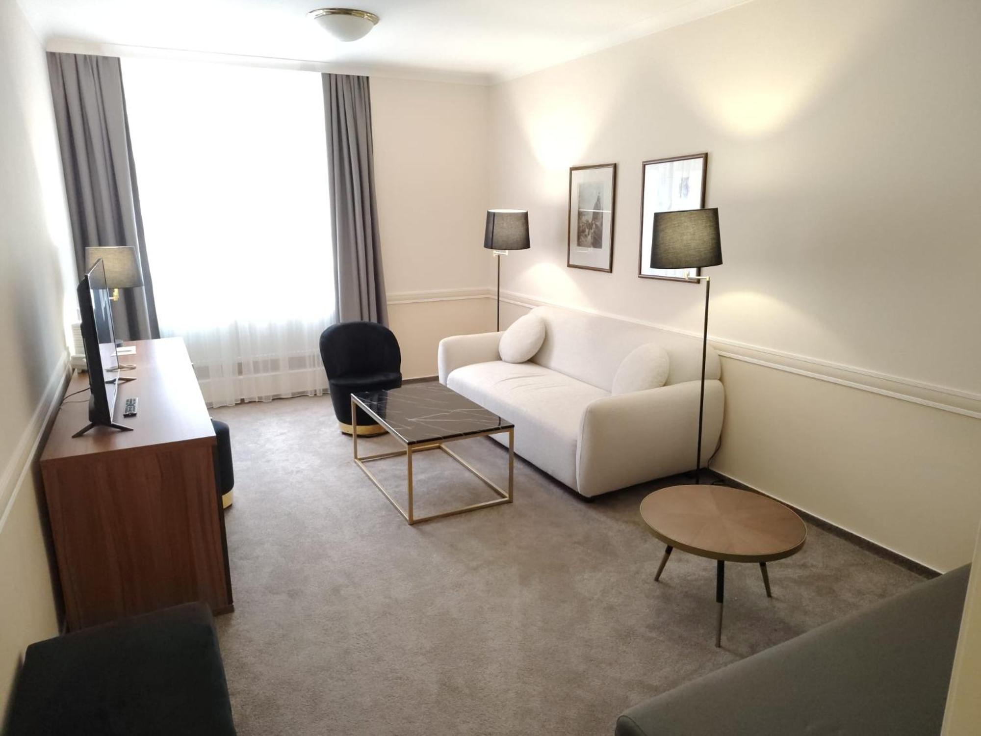 Hotel Embassy Karlsbad Eksteriør billede