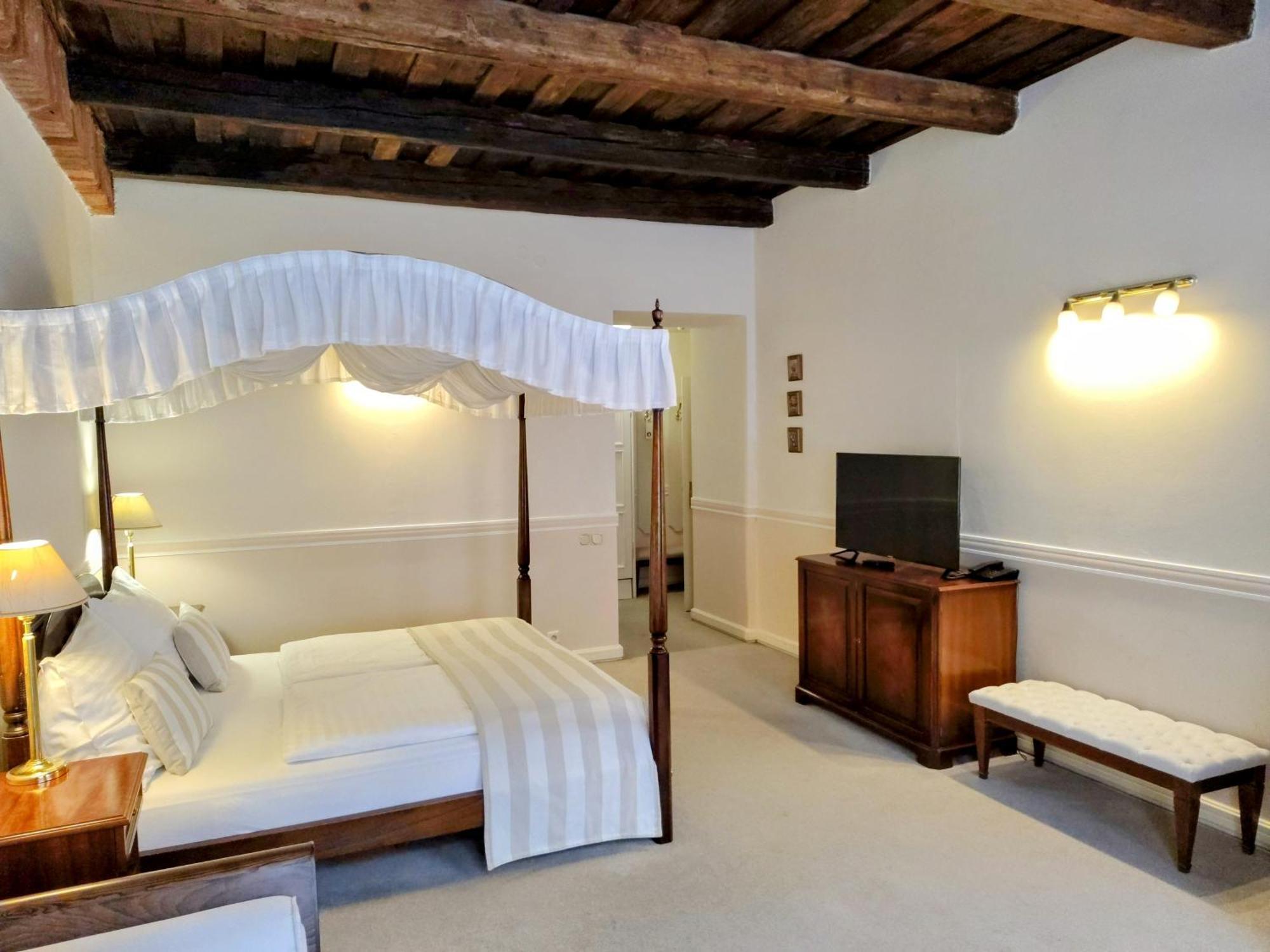 Hotel Embassy Karlsbad Eksteriør billede