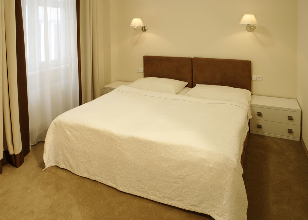 Hotel Embassy Karlsbad Eksteriør billede
